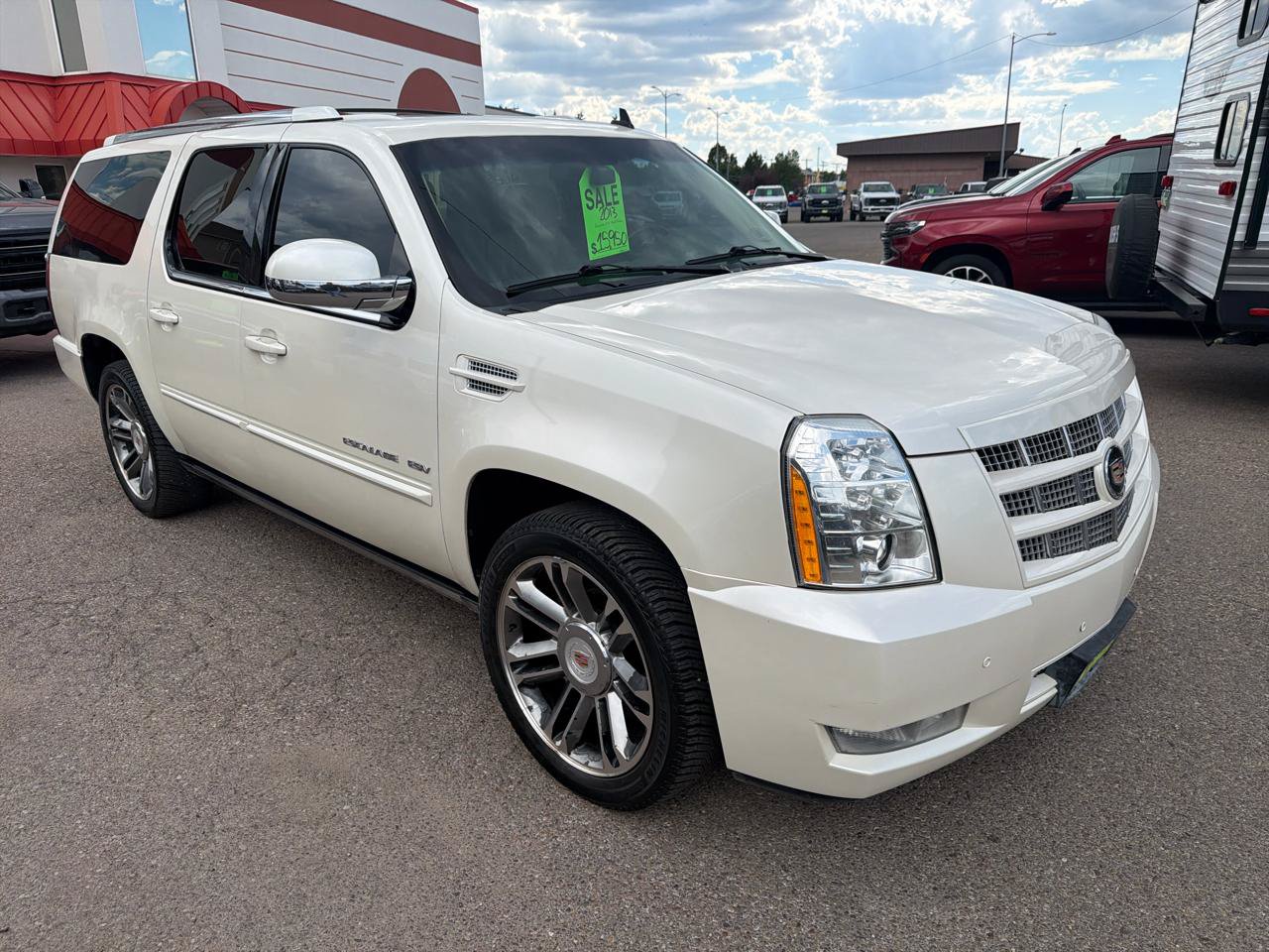 Used 2013 Cadillac Escalade ESV Premium AWD/4WD image 2