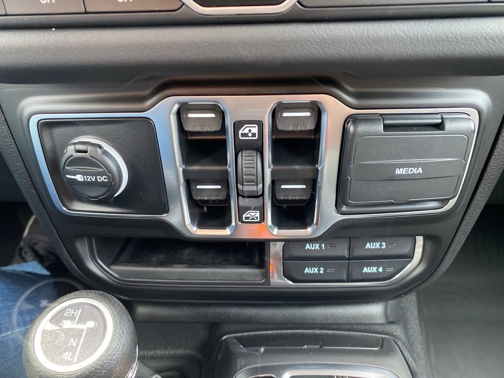 New 2025 Jeep Wrangler Sahara image 29