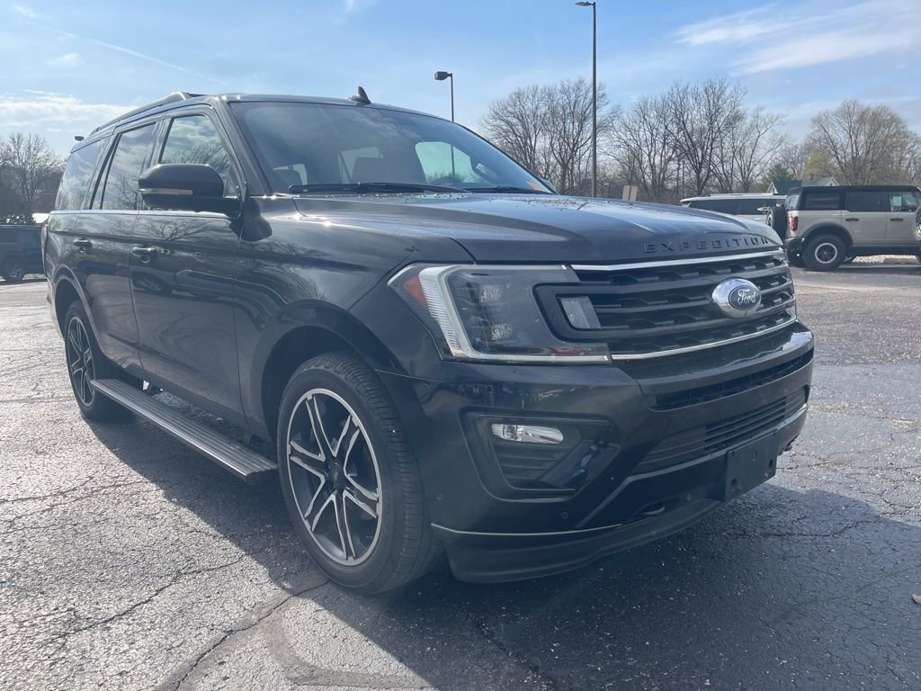 Used 2019 Ford Expedition Limited w/ Equipment Group 303A AWD/4WD image 8