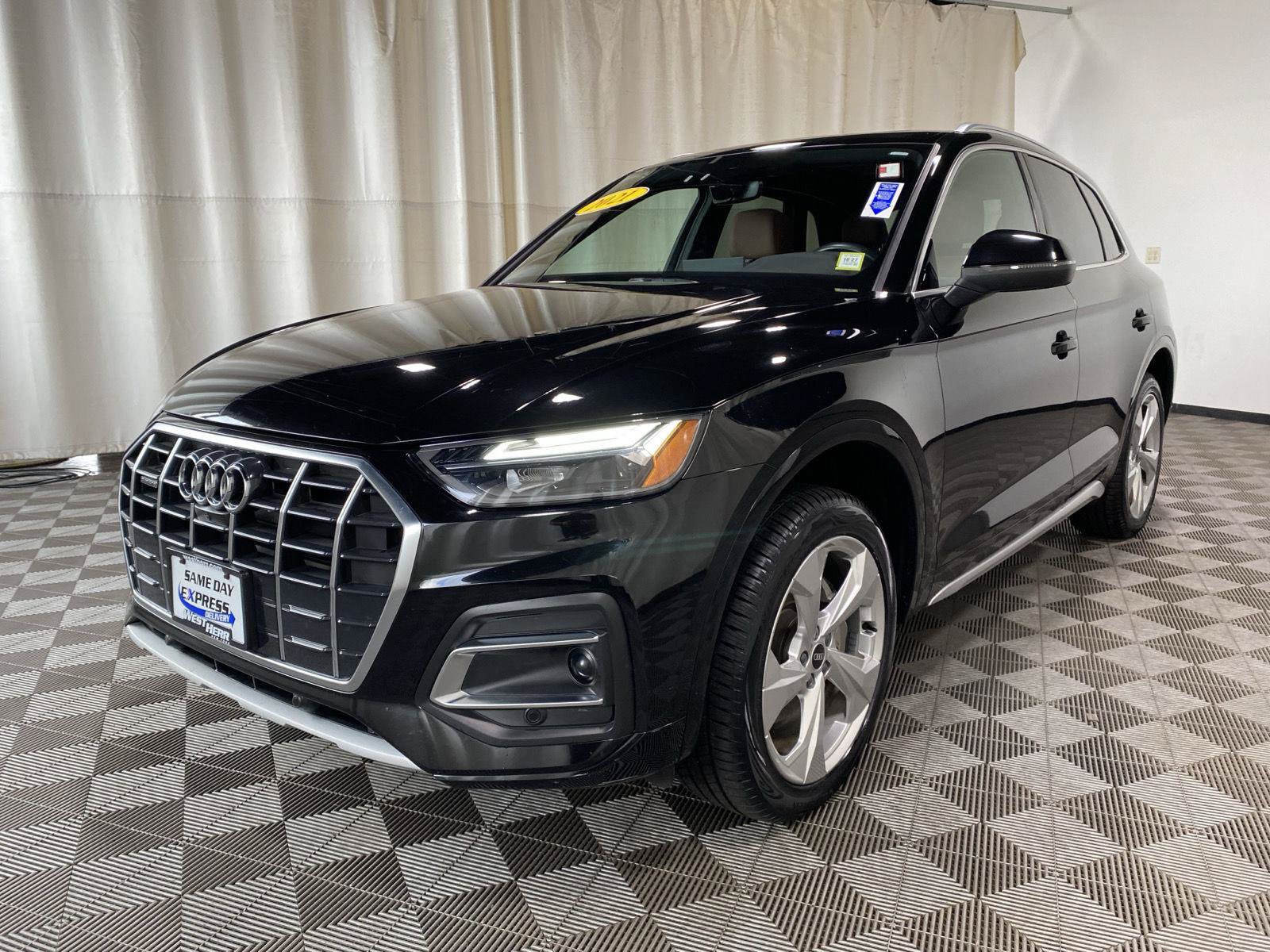 Used 2021 Audi Q5 2.0T Premium Plus w/ Premium Plus Package AWD/4WD image 7