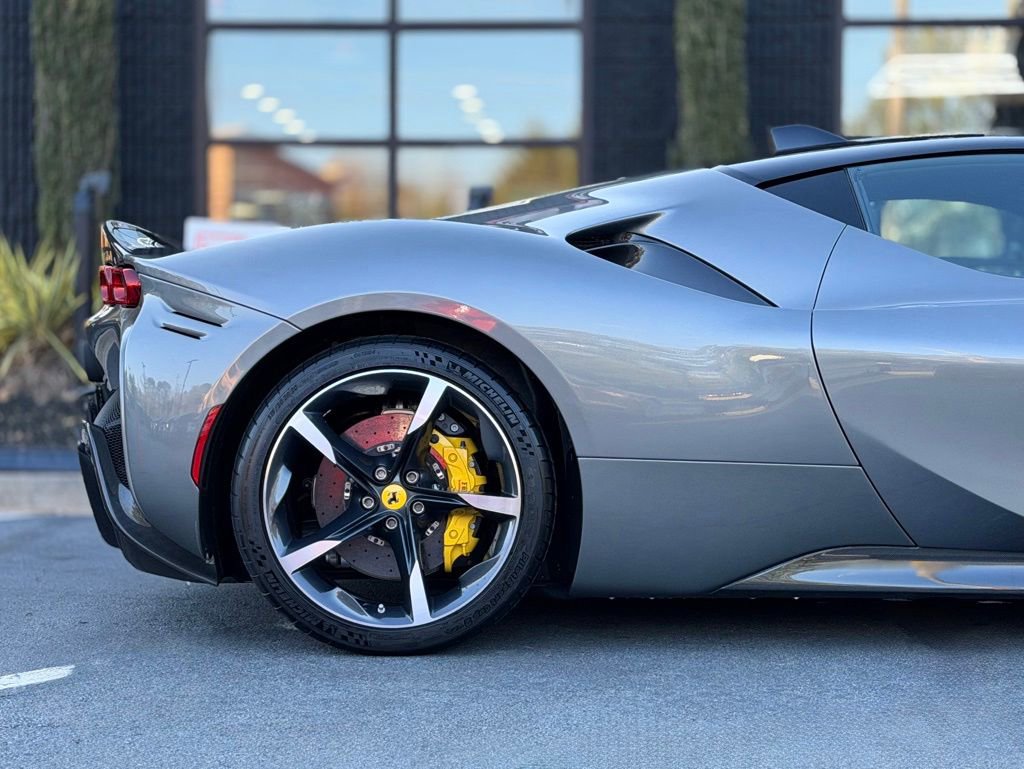 Used 2021 Ferrari SF90 Stradale image 24