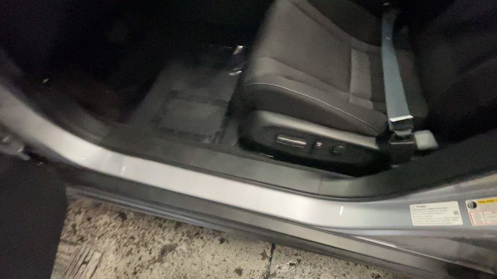 Certified 2025 Honda Accord SE image 29