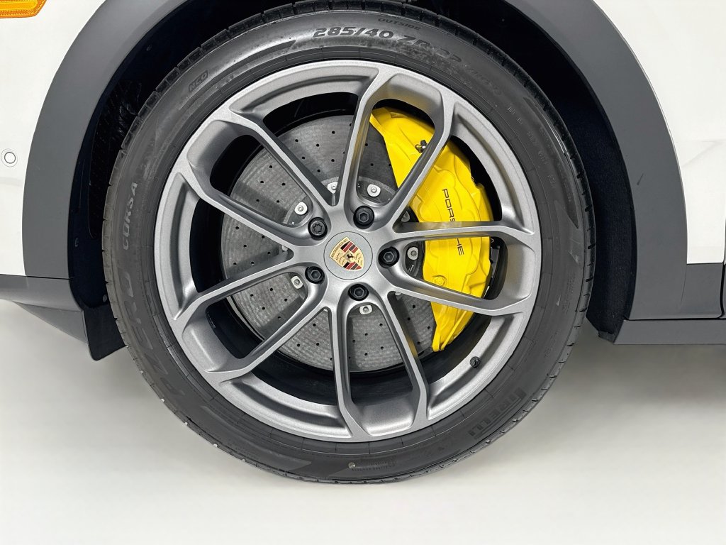 New 2026 Porsche Cayenne Turbo GT AWD/4WD image 32
