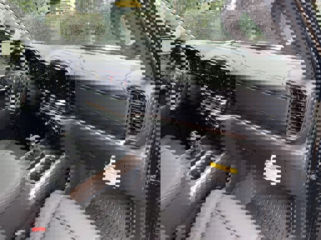 New 2026 GMC Sierra 1500 Elevation w/ Elevation Premium Package image 30