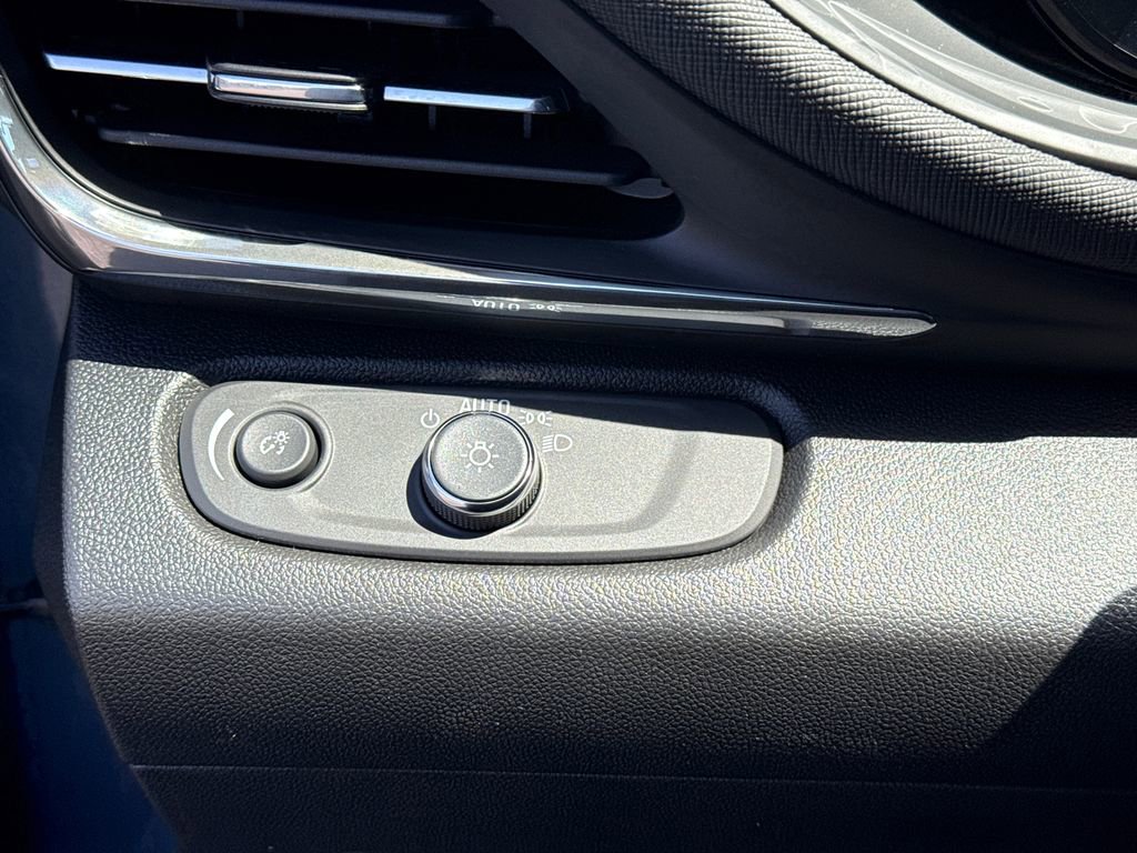 New 2026 Buick Envista Preferred FWD image 17