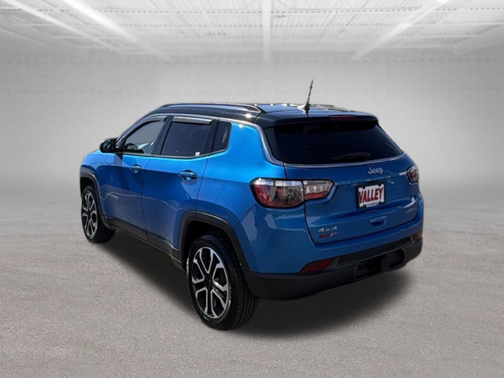 Used 2022 Jeep Compass Limited AWD/4WD image 9