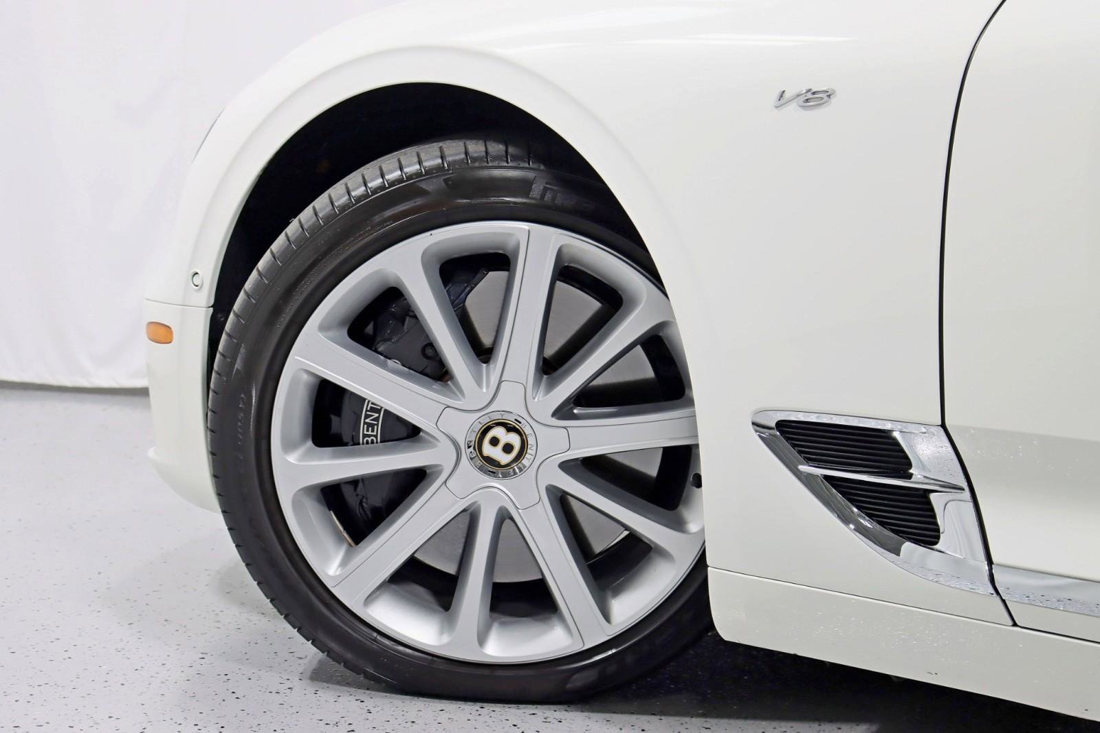Used 2020 Bentley Continental GT image 16