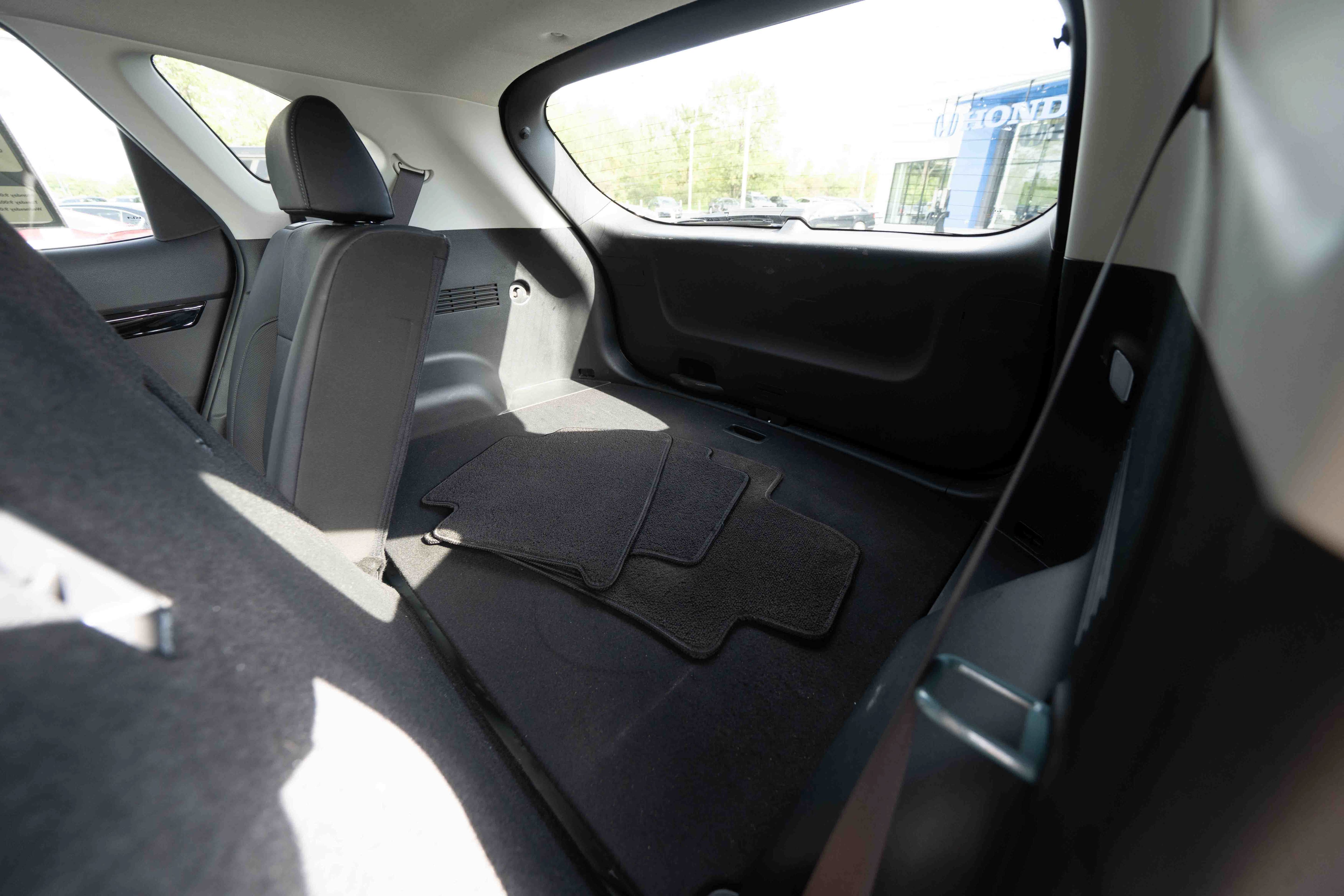 Used 2024 Kia Seltos EX FWD image 24