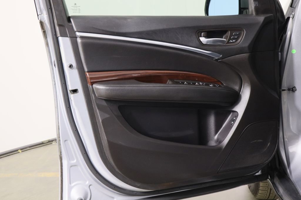Used 2016 Acura MDX FWD w/ Tech & Entertainment image 21