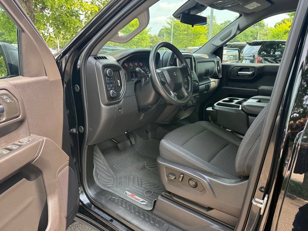 Used 2024 Chevrolet Silverado 1500 Custom Trail Boss AWD/4WD image 12