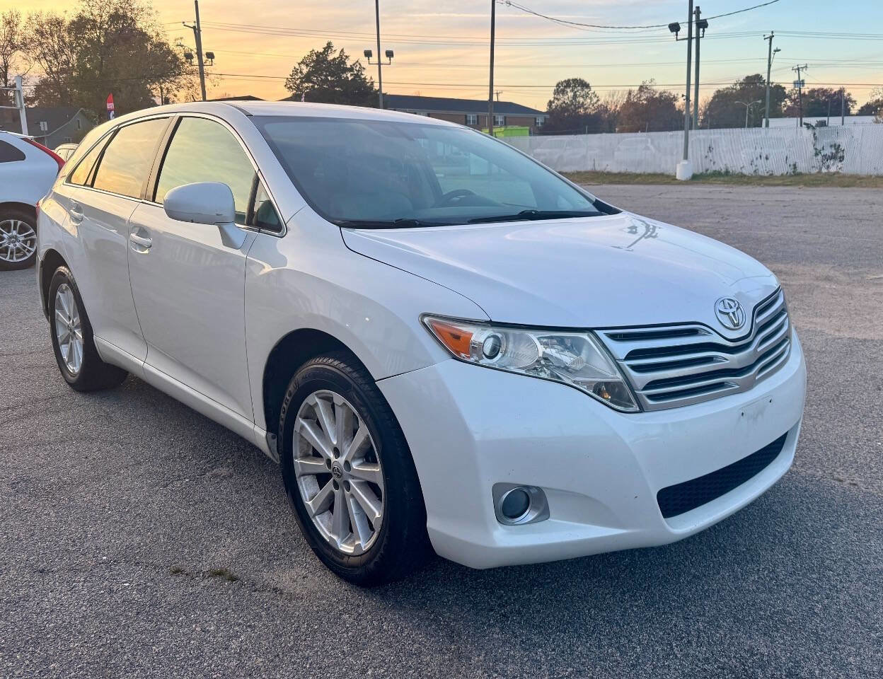 Used 2012 Toyota Venza LE image 3