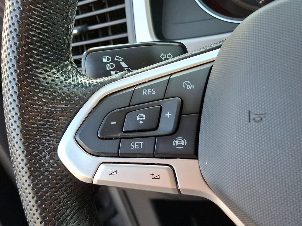 Used 2021 Volkswagen Atlas SE FWD image 23