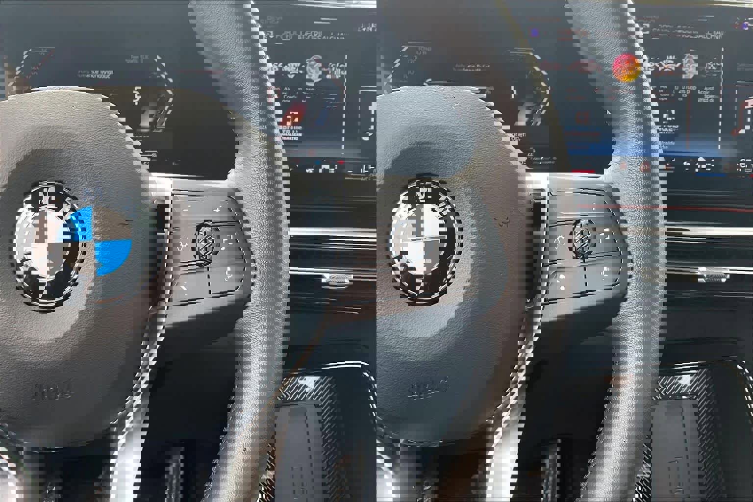 Used 2025 BMW X2 xDrive28i image 24