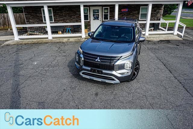 Used 2023 Mitsubishi Outlander SE AWD/4WD image 3