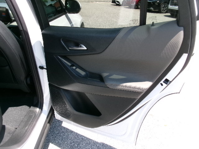 Used 2026 Chevrolet Equinox LT w/ Convenience Package II FWD image 14