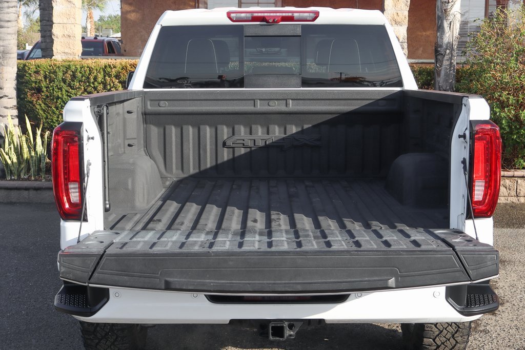 Used 2022 GMC Sierra 1500 AT4X image 9