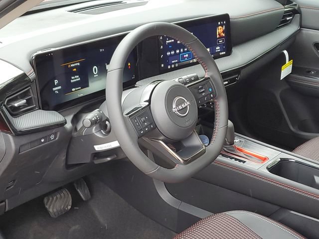 New 2026 Nissan Kicks SR w/ Cold Weather Package FWD image 6