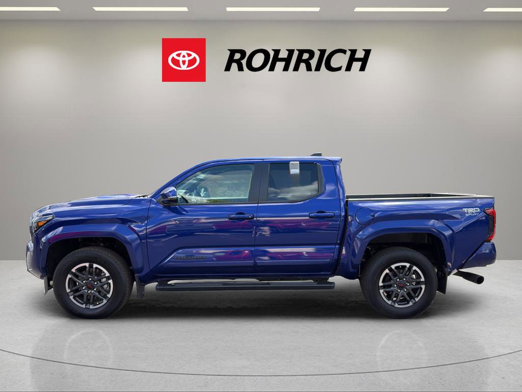 Used 2024 Toyota Tacoma TRD Sport w/ TRD Sport Upgrade Package AWD/4WD image 9
