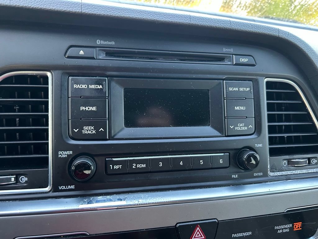 Used 2015 Hyundai Sonata SE FWD image 24