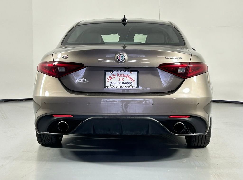 Used 2019 Alfa Romeo Giulia Ti Sport w/ Quick Order Package 22S Sport image 6