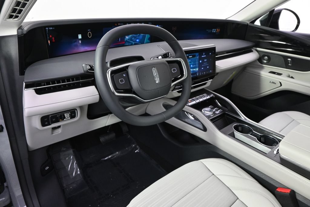 New 2026 Lincoln Nautilus Reserve w/ Jet Appearance Package AWD/4WD image 12