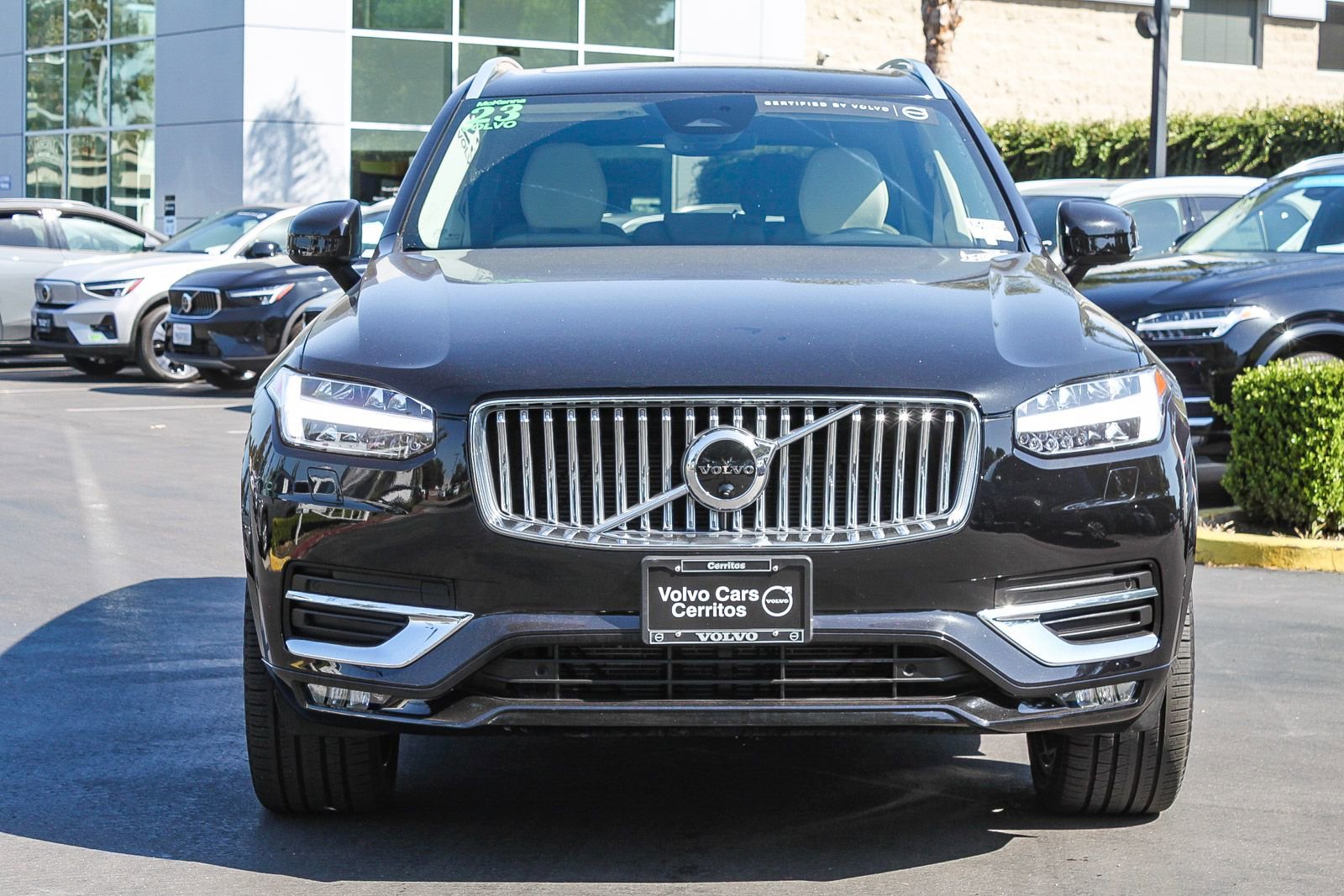 Used 2023 Volvo XC90 B6 Plus w/ Protection Package Premier image 2