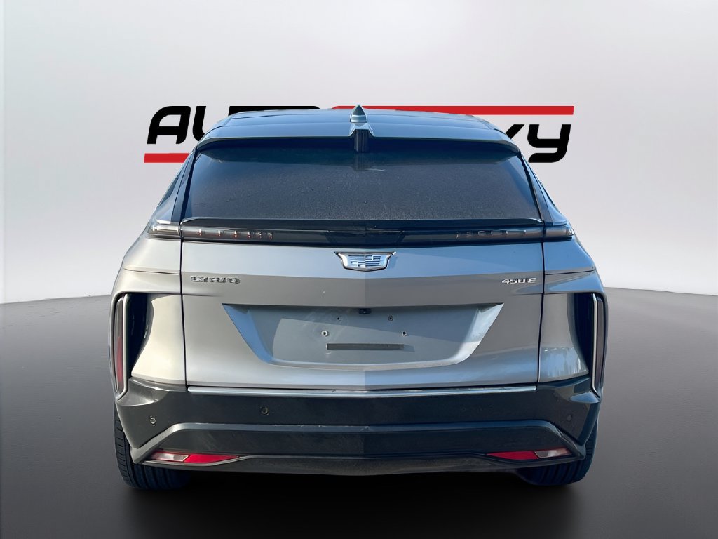 Used 2026 Cadillac Lyriq Luxury RWD image 6