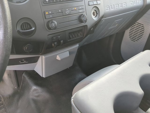 Used 2015 Ford F250 XL w/ Power Equipment Group image 17