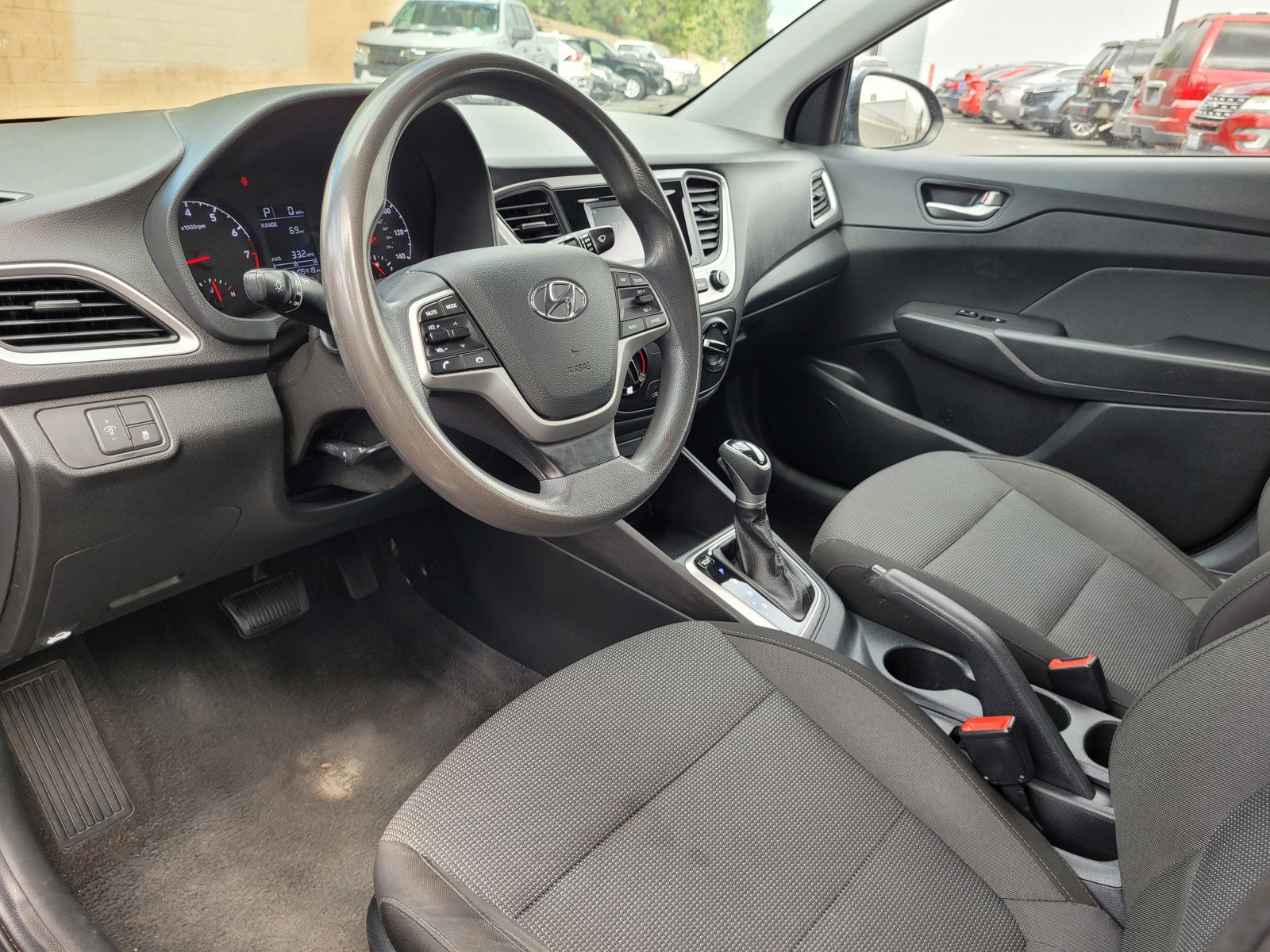 Used 2020 Hyundai Accent SE image 9