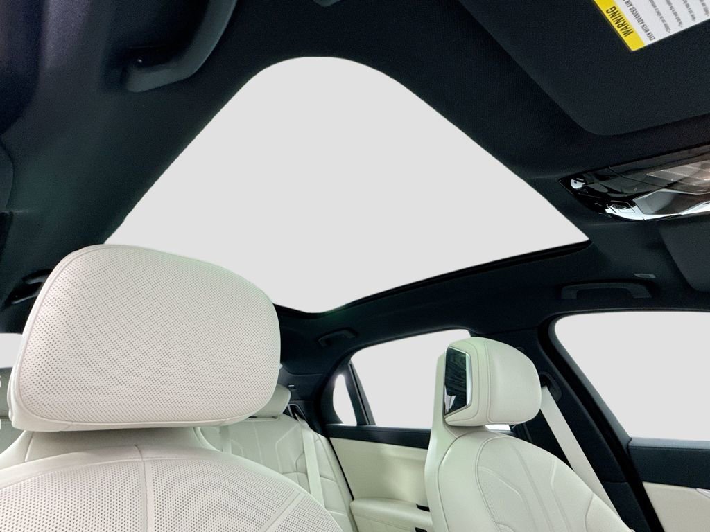 New 2026 BMW i7 xDrive60 RWD image 17