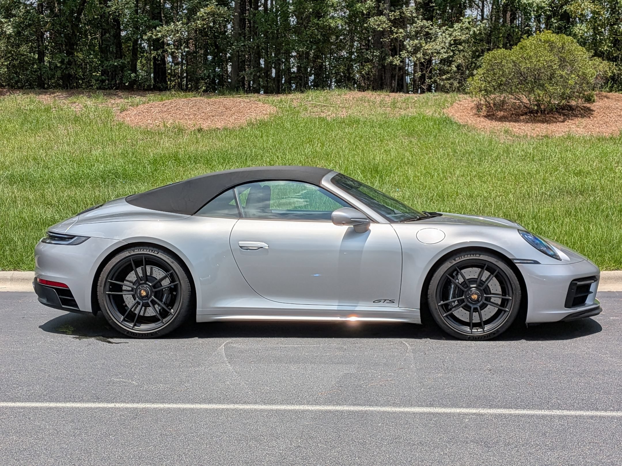 Certified 2023 Porsche 911 Carrera 4 GTS AWD/4WD image 25