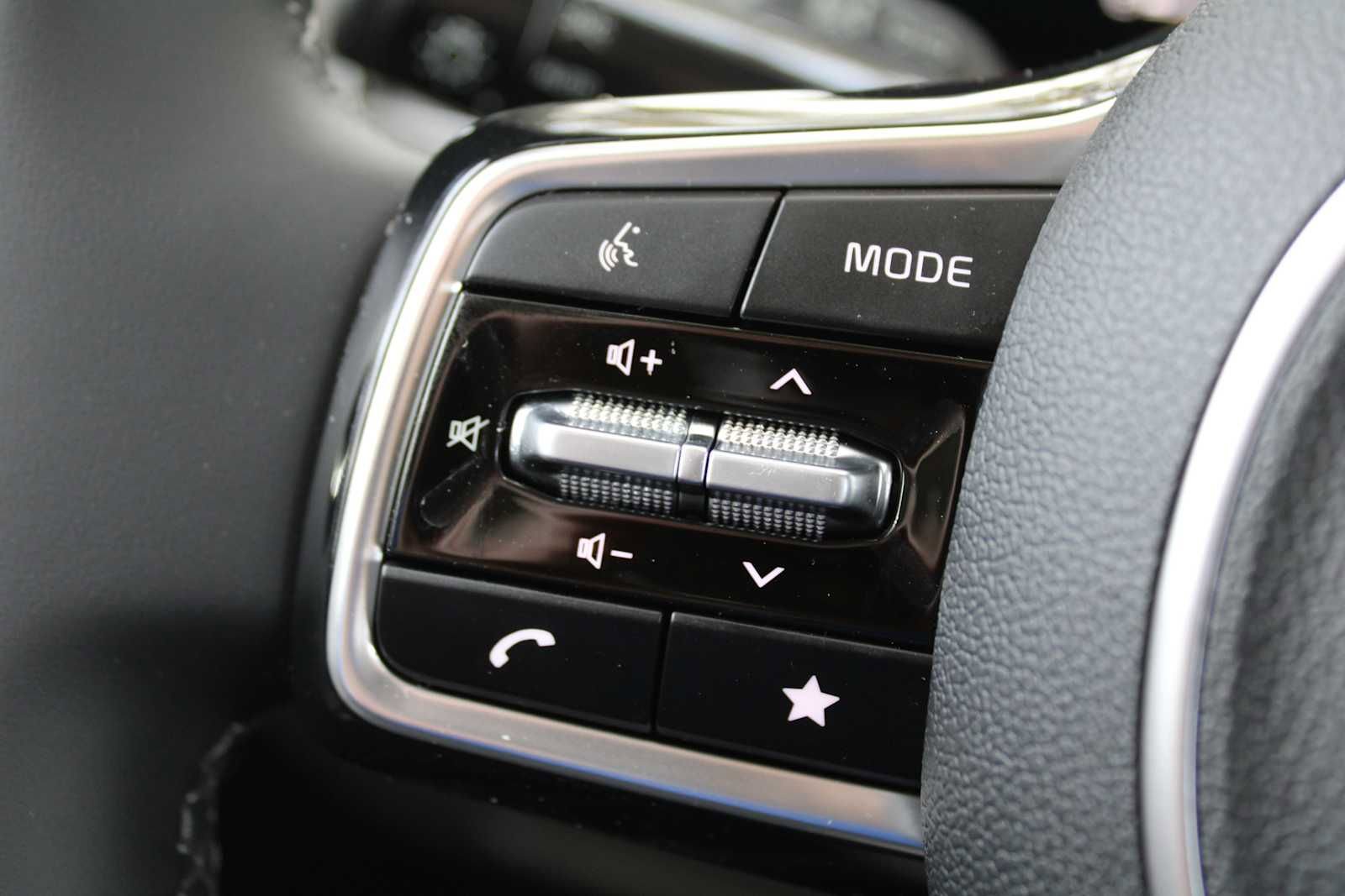 New 2026 Kia Sorento S w/ S Panoramic Sunroof Package FWD image 24