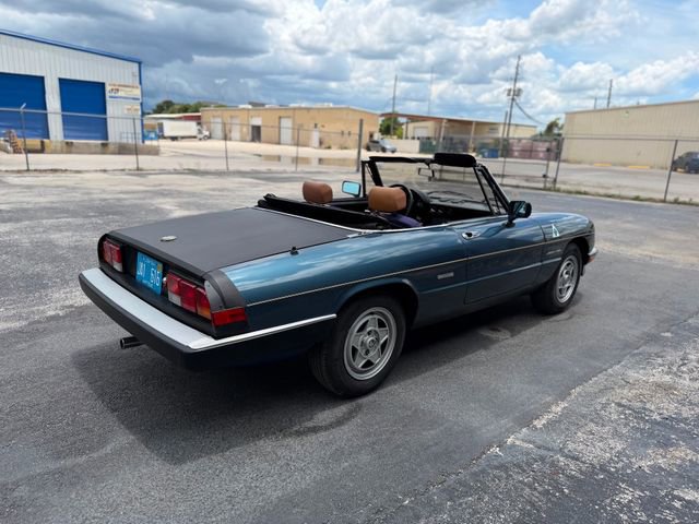 Used 1988 Alfa Romeo Spider Veloce RWD image 7