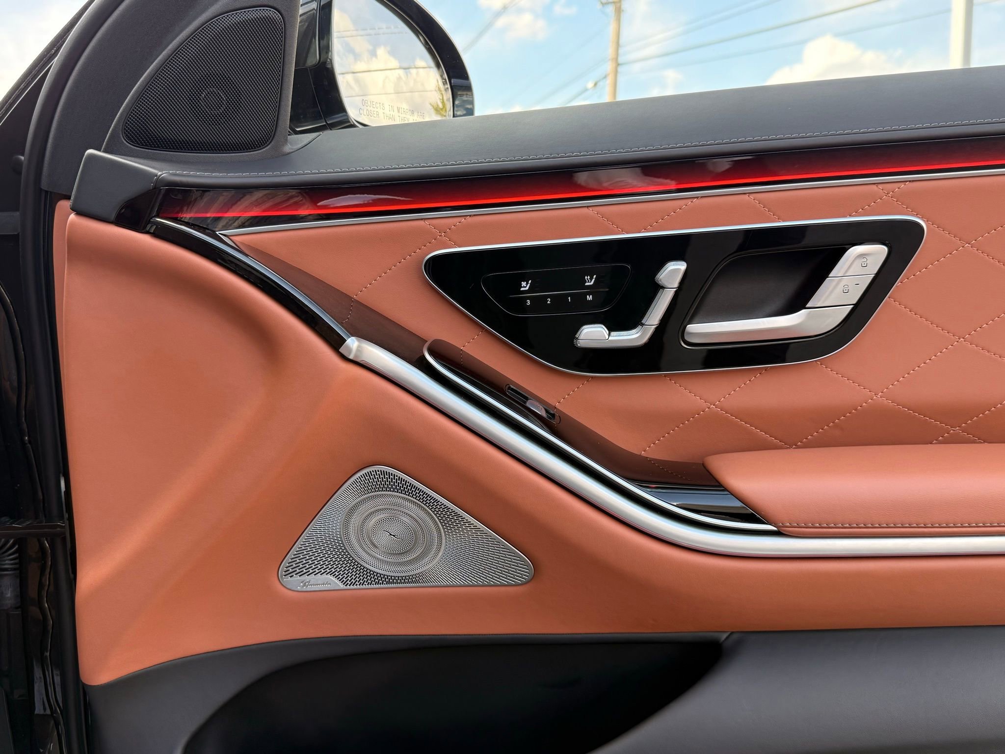 Used 2022 Mercedes-Benz S 580 4MATIC Sedan w/ AMG Line Package image 20