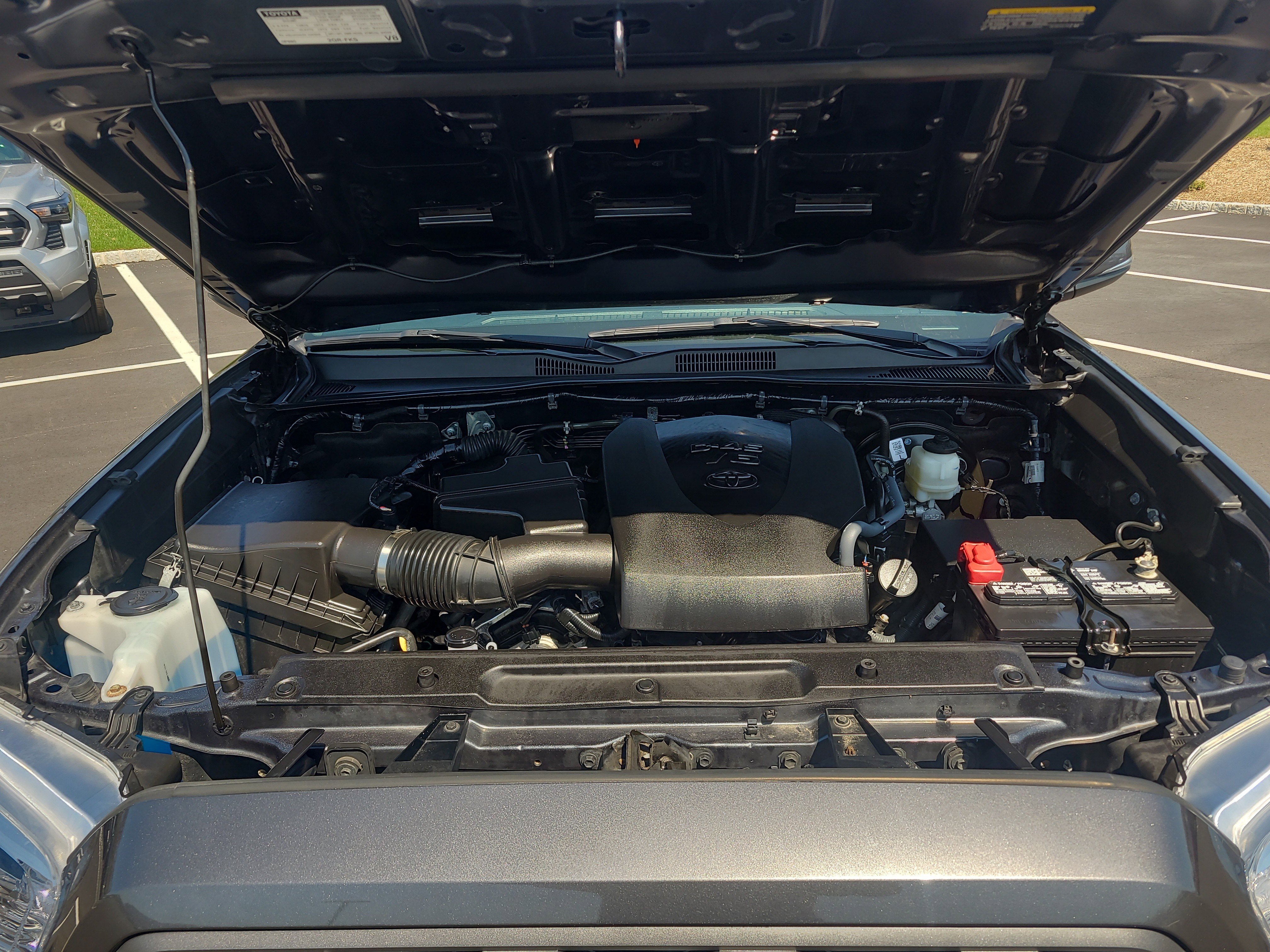 Certified 2023 Toyota Tacoma TRD Sport AWD/4WD image 32