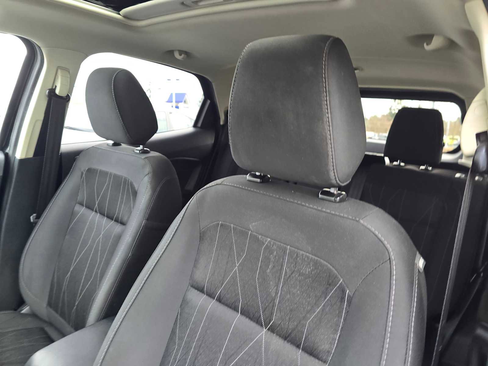 Used 2021 Ford EcoSport SE w/ SE Convenience Package image 22