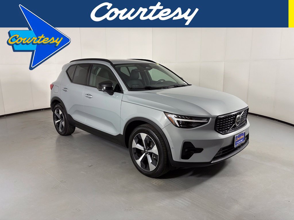 Used 2026 Volvo XC40 B5 Plus