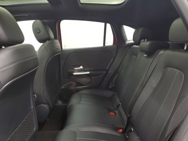 Used 2021 Mercedes-Benz GLA 250 image 13