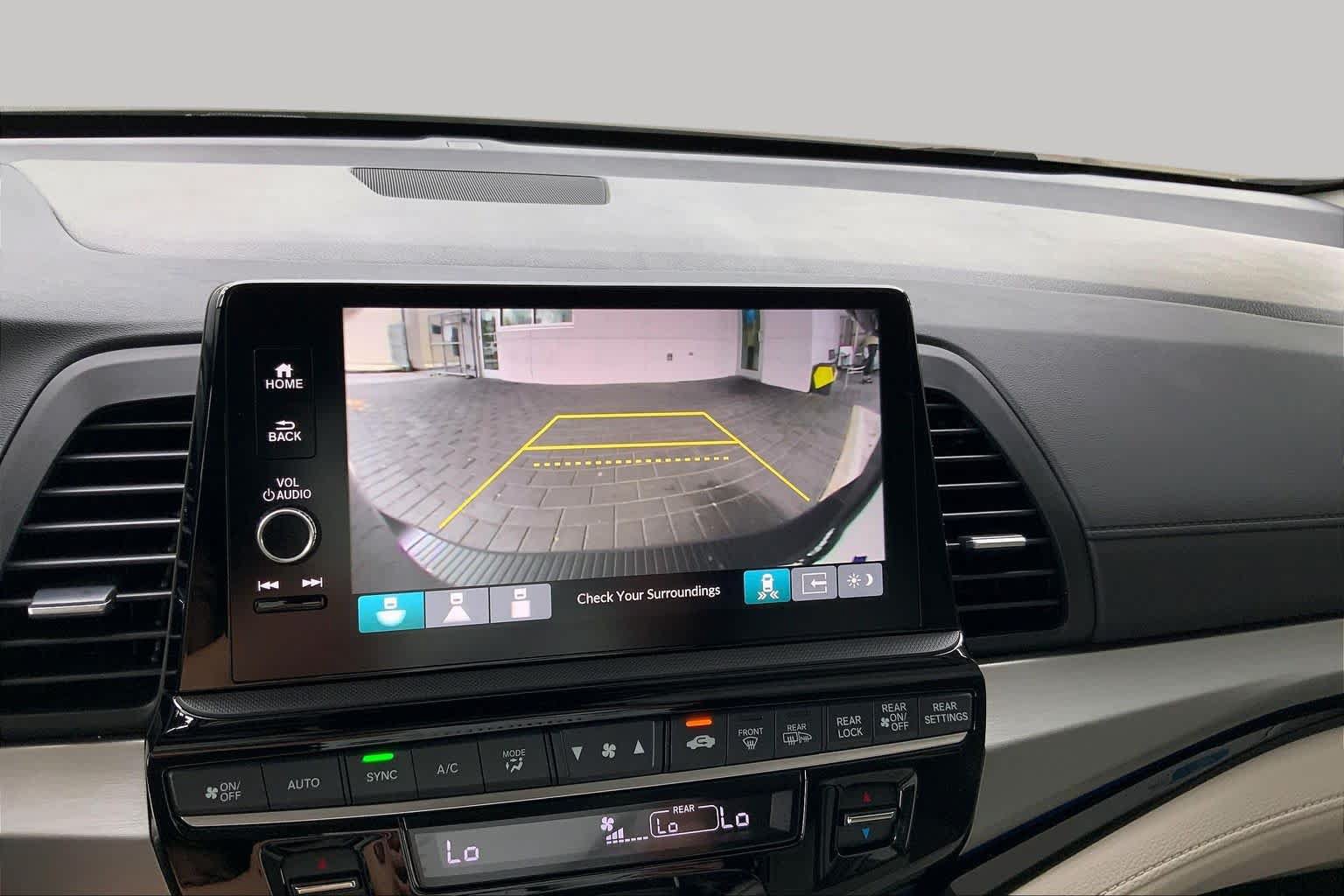 Used 2025 Honda Odyssey Touring image 29
