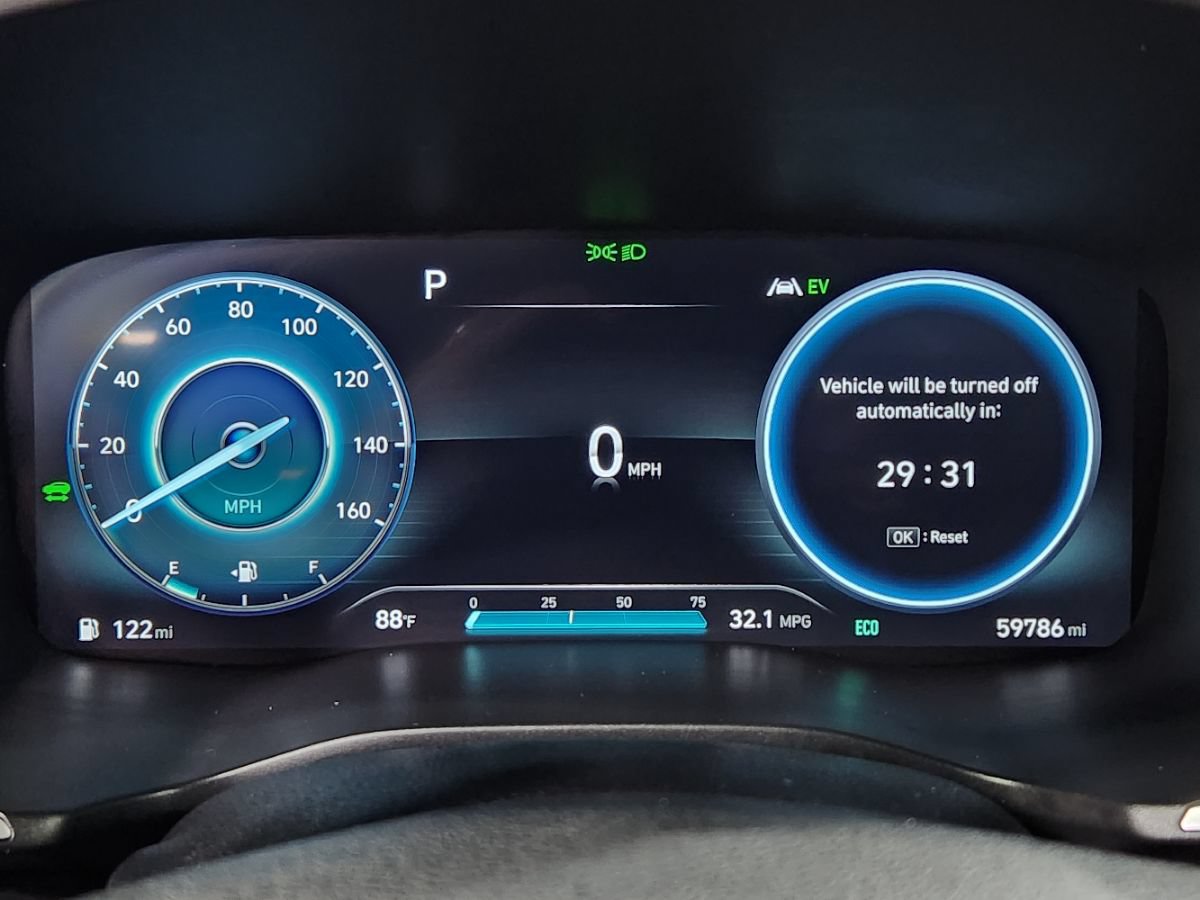 Used 2022 Hyundai Santa Fe SEL Premium AWD/4WD image 35
