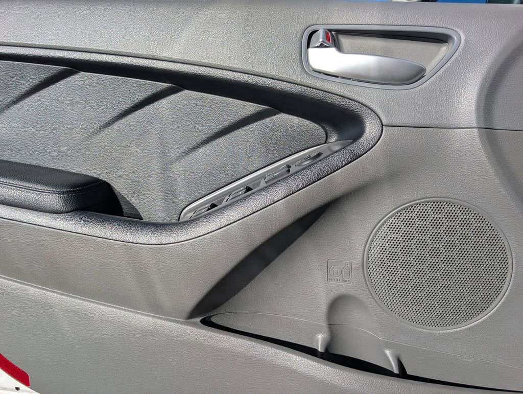 Certified 2017 Kia Forte LX image 10