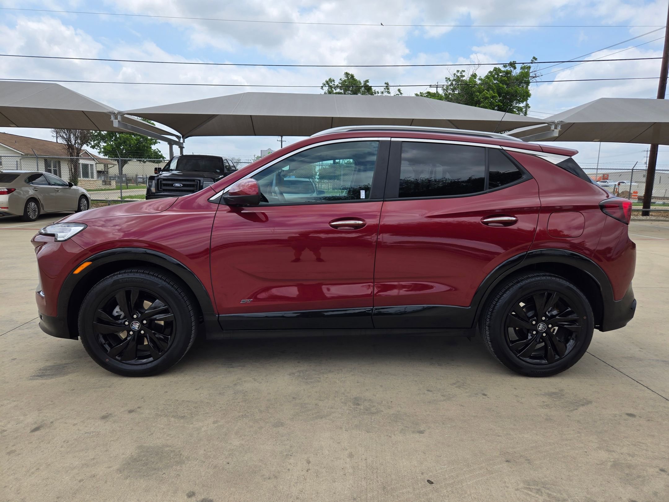 Certified 2025 Buick Encore GX Sport Touring w/ Advanced Technology Package FWD image 4