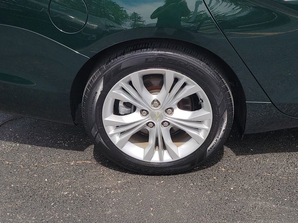 Used 2015 Chevrolet Impala LT w/ Convenience Package FWD image 6