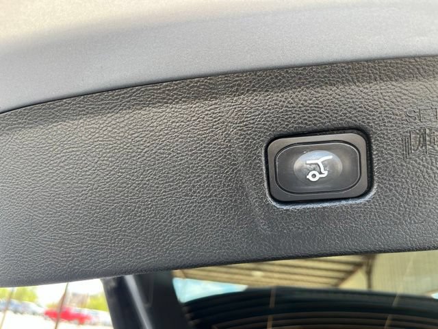 Used 2024 Ford Edge Titanium AWD/4WD image 9