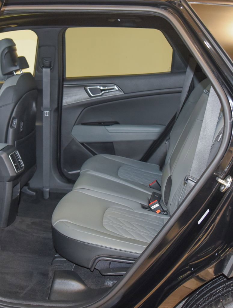 Used 2024 Kia Sportage X-Line w/ X-Line Premium Package image 4