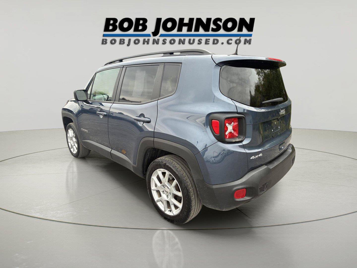 Used 2023 Jeep Renegade Latitude w/ Premium Group AWD/4WD image 5