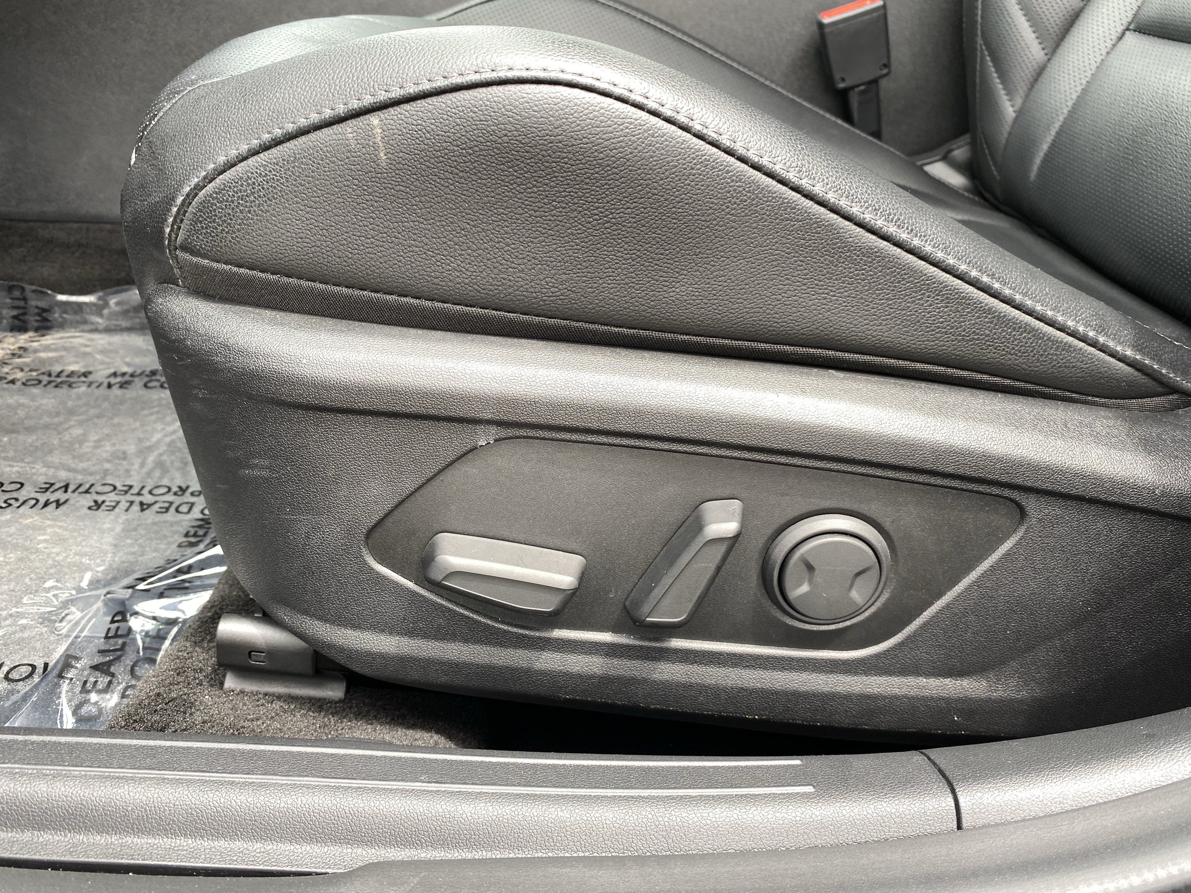 Certified 2024 Hyundai Elantra Limited FWD image 20