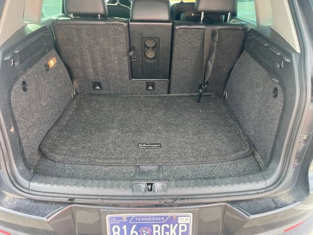 Used 2017 Volkswagen Tiguan SEL FWD image 9