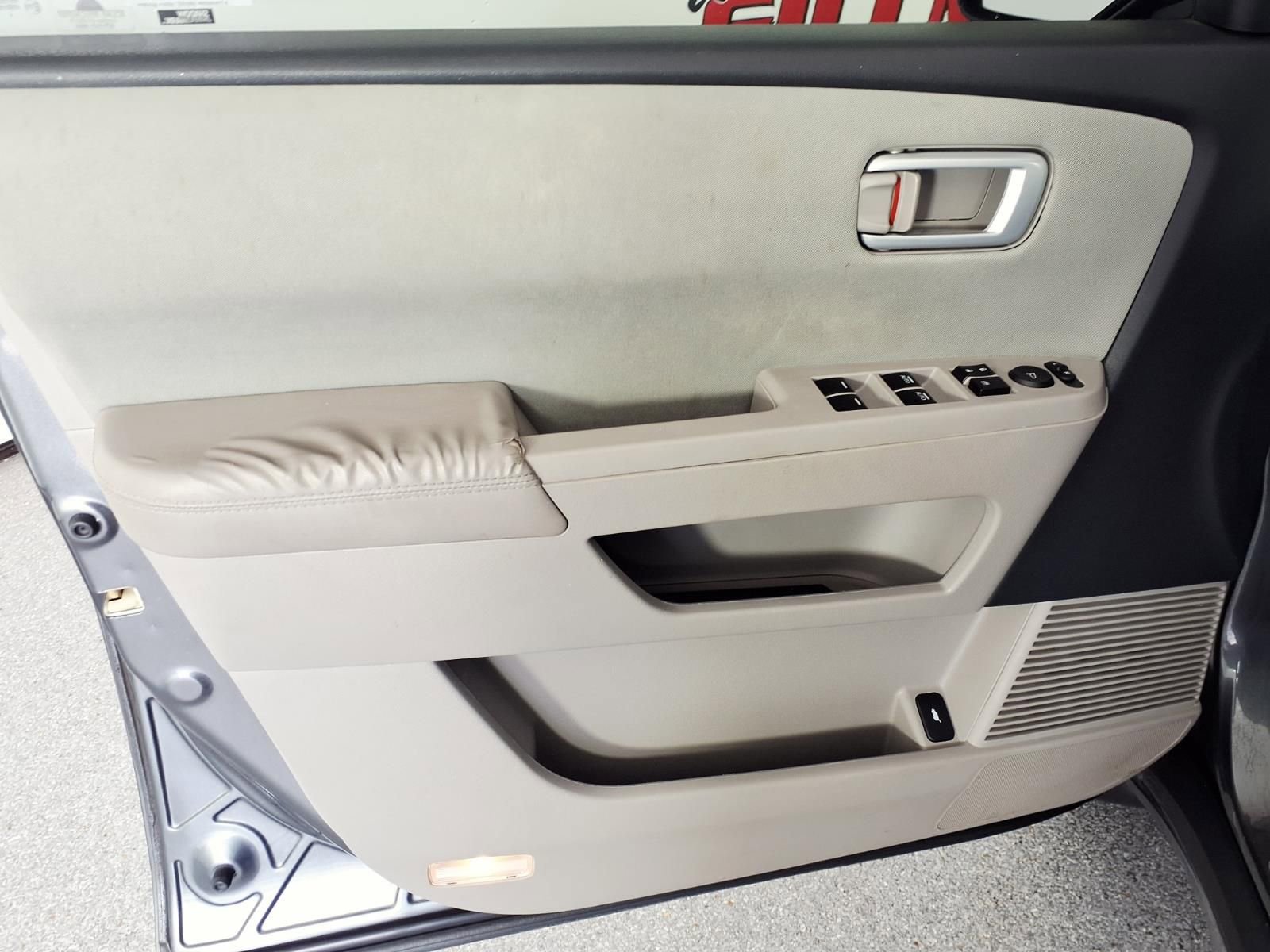 Used 2013 Honda Pilot LX image 14