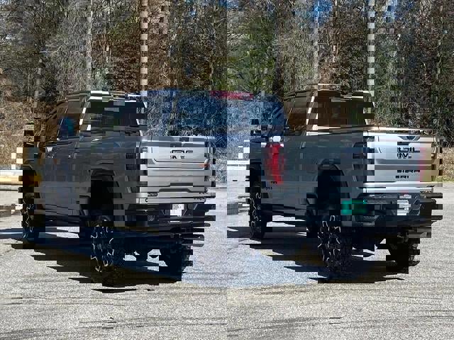 New 2026 GMC Sierra 2500 AT4X w/ LPO, Black Badging Package image 8